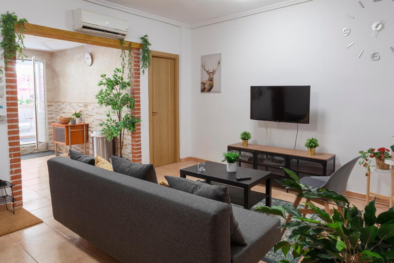 Luxury Artistic Digital Nomad 2 Bedroom W/Terrace Valencia Kültér fotó