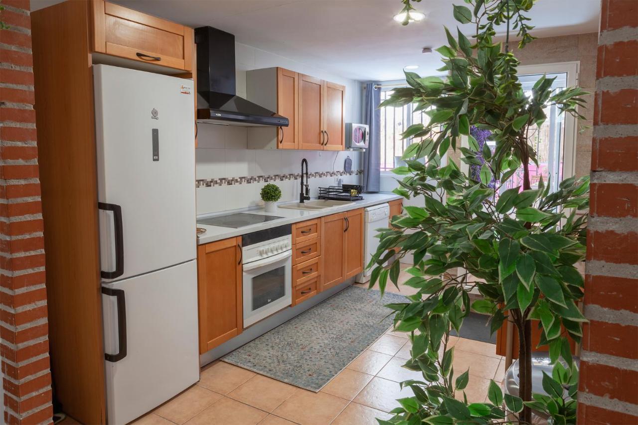Luxury Artistic Digital Nomad 2 Bedroom W/Terrace Valencia Kültér fotó